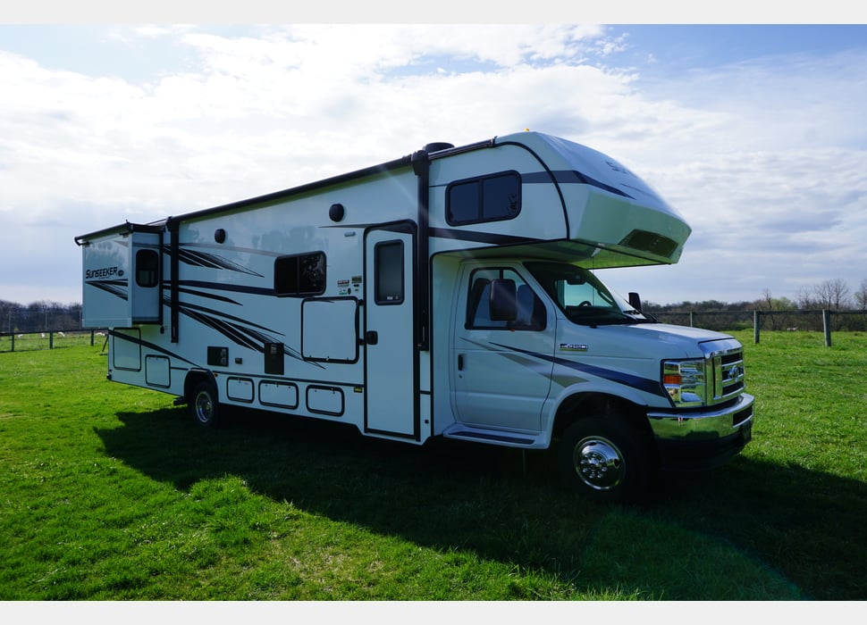 Class C Motor Home rentals in Warrenton