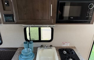 Incredible Family Friendly Trailer Camper