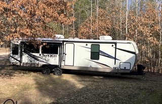 2022 Forest River Salem Hemisphere 308rl LIKE NEW