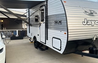 OPEN ROAD RENTALS NEW JAY FLIGHT SLX 170BH