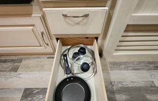 2017 Winnebago Minnie 2455 BHS