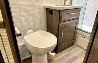 NEW 2025 Entegra Coach Vision 27A