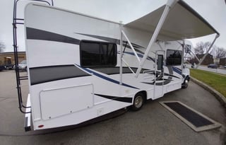 2022 Thor Four Winds LPA2039