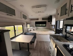 Dutchmen RV Coleman Rubicon 1628BH