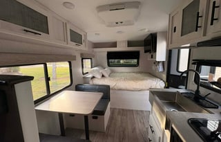 Family Adventure Bunkhouse – Easy Tow