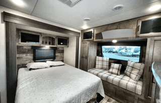 2021Venture RV SportTrek Touring Edition STT343VIB