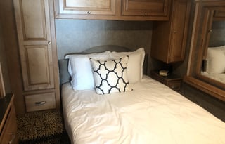 2015 ITASCA Sunstar 27N - FULLY STOCKED