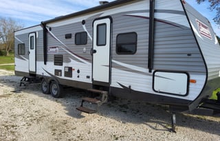 2017 Dutchmen RV Coleman Lantern Series 300TQ