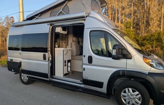 2023 Class B - A/C, 100 mi/day Luxury Van Pop Top