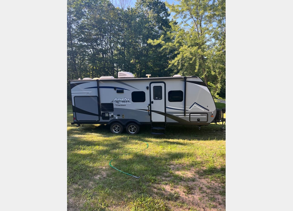 Travel Trailer rentals in Luther