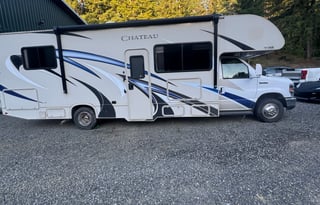 2020 Thor Motor Coach Chateau 28Z