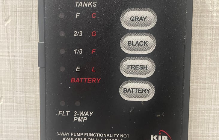 A panel in the bathroom enable monitoring of the plumbing, electrical and sewage systems.
