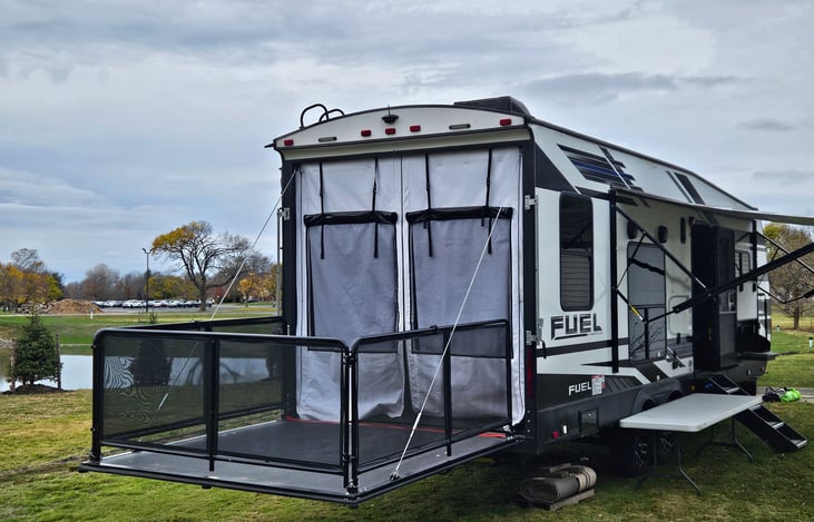 Back side of the Hauler drops down giving you extra space for outdoor fun, dining, or relaxing. Magnetic doors make it a breeze to go in and out of the main cabin area.