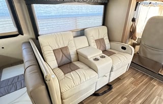 THOR MOTOR COACH ACE 30.3