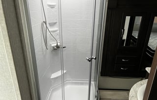 2022 Shasta RVs Phoenix Lite 30BH *Bunkhouse*