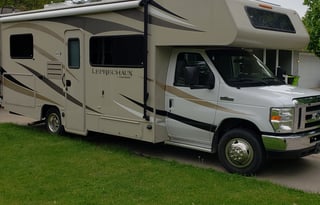 2019 Coachmen Leprechaun