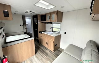 2024 New Forest River Prime Time Avenger Sleeps 6