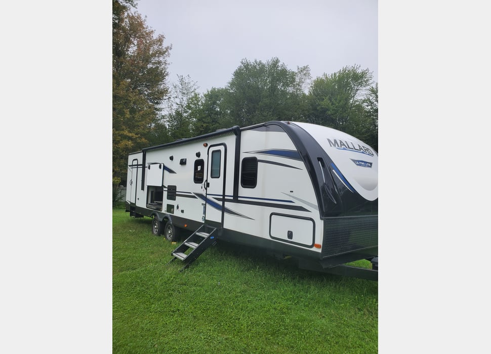 Travel Trailer rentals in PARISH