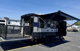 2021 Grey Wolf Toy Hauler Gbwi1674