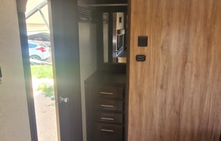 2018 Jayco 32BHS pet friendly & sleeps 8!