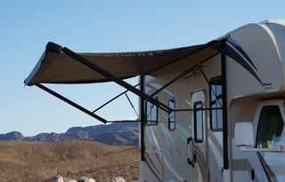 Compact & Loaded Thor Freedom Elite 23H Motorhome