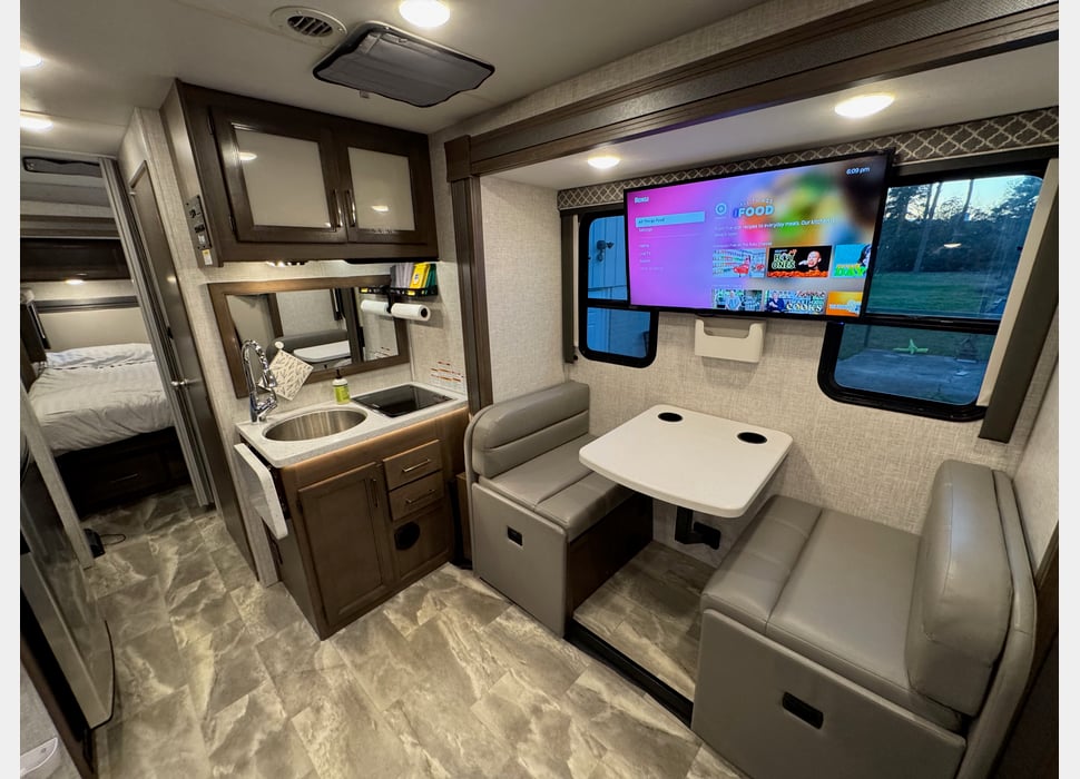 Class C Motor Home rentals in Conroe