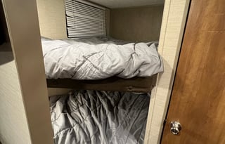 Cozy Springdale Summerland | 2 AC’s!!