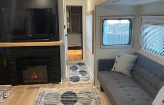Shannon’s Apartment Style RV Rental