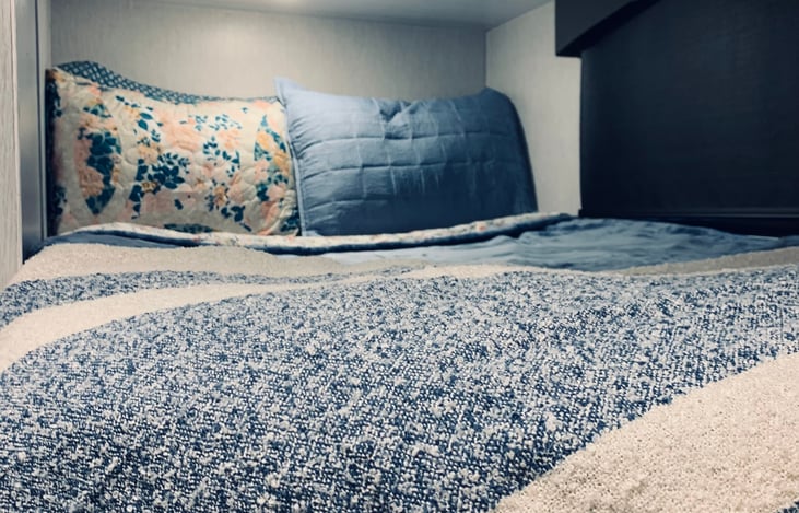 Top Bunk (XL Twin Sleeps 2)