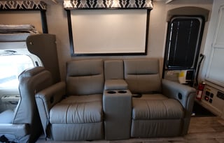 2021 Jayco Greyhawk 30X