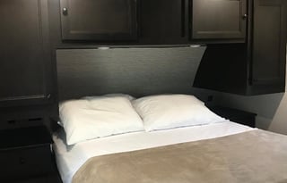 2022 Starcraft Super Lite 241BH