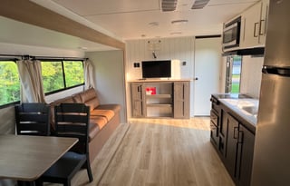 2024 Heartland Pioneer