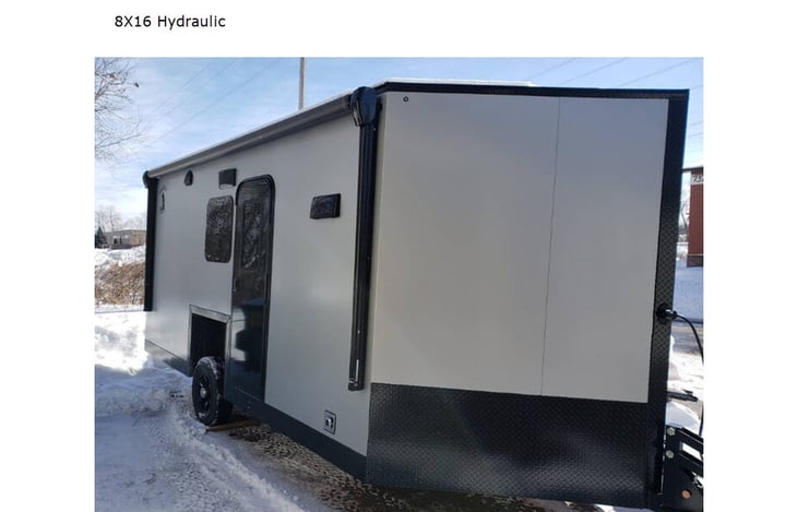 Representative floor plan provided by a trusted RVshare partner.