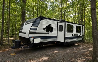 "Mountain Zinger"  Cross Roads  Zinger Sleeps 7