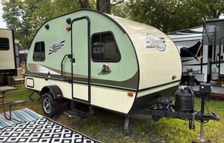 Stefanie's Family Adventure Awaits Camper Rental