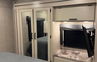 2022 Thor Motor Coach Chateau 31E