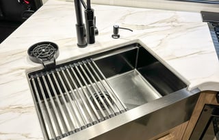 *BRAND NEW* Unlimited wifi* Dogs ok*