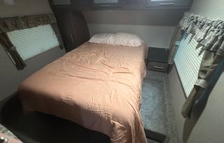 2019 Keystone RV Hideout 298BHDS