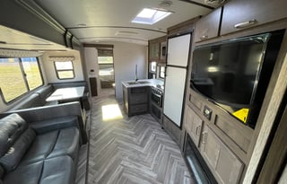 2021 Dutchmen RV Astoria 2903BH #2