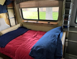 Forest River RV Sunseeker 2650S Ford