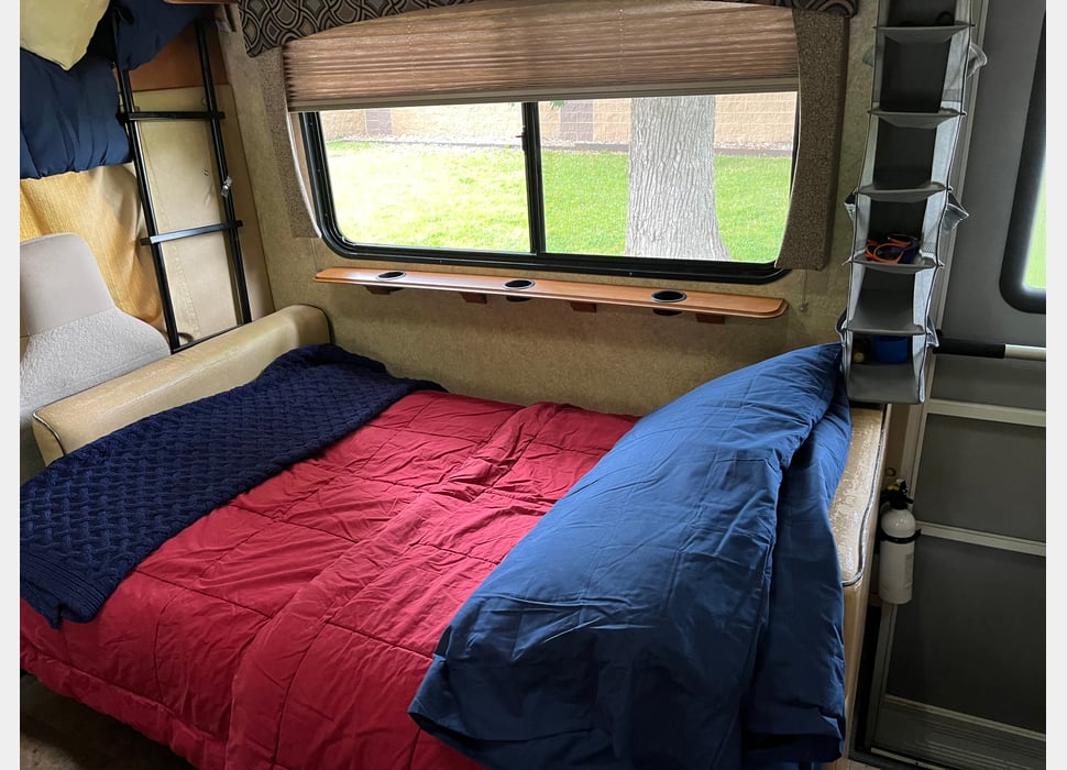 Class C Motor Home rentals in Minneapolis