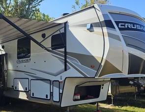 Prime Time RV Crusader 382MBH