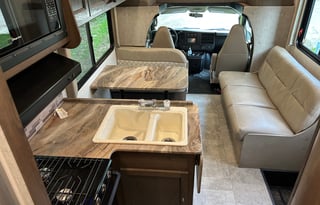 2020 27Ft Cozy Cruiser