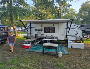 Forest River RV Wildwood X-Lite 201BHXL