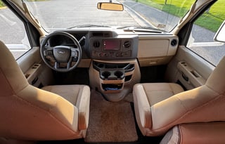 Thor Motor Coach Four Winds 31EV - Family Friendly