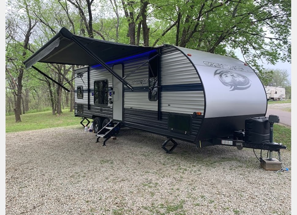 Travel Trailer rentals in Overland Park