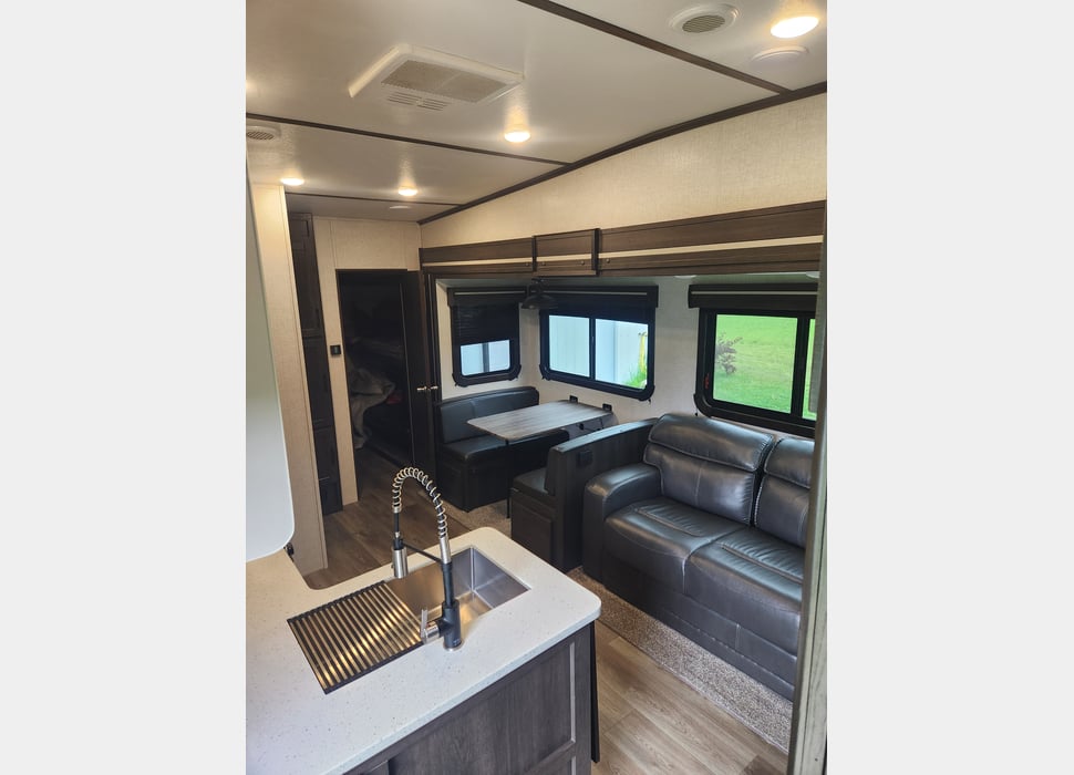 Fifth Wheel rentals in Cambridge