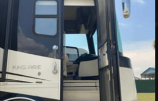 2010 Newmar King Aire TAFL2823