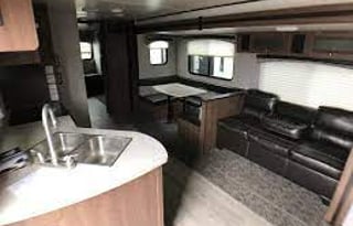 Lynx of the sea/ 2019 Prowler Lynx 32lx