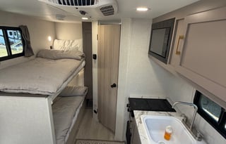 2026 KZ Sportsmen 130bh - Modern | Fully Loaded!!